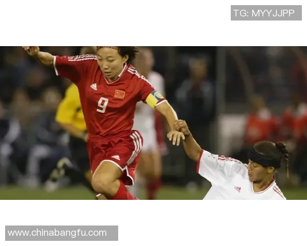 斜眼足球明星盘点那些在绿茵场上闪耀的独特风采与传奇故事